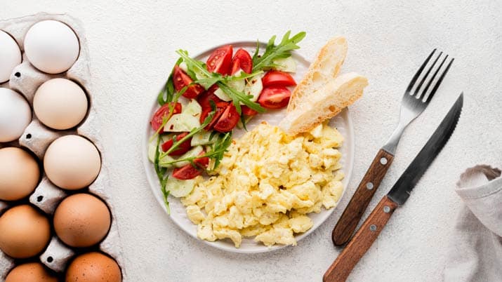 desayunos en familia huevos