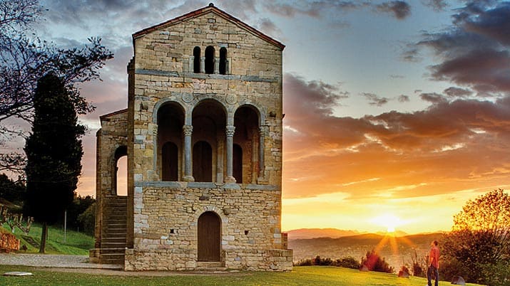 Visita monumentos de España desde casa
