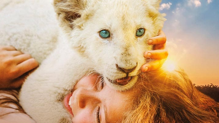 Mia y el león blanco