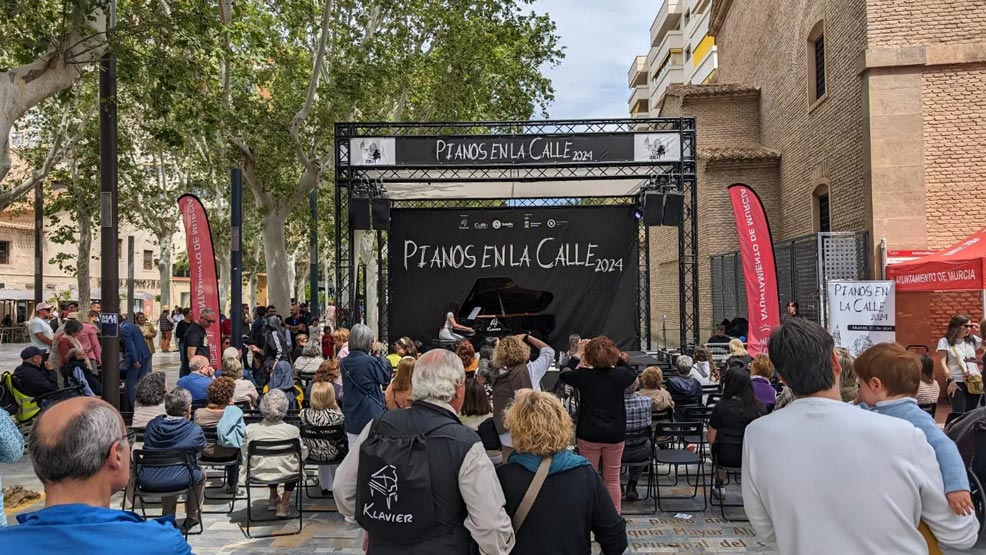pianos en la calle 2