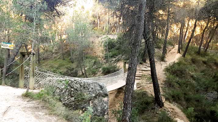 senda dinosaurio puente