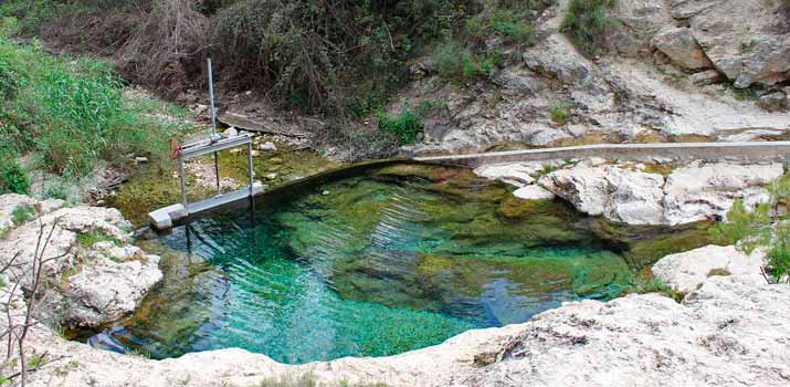 piscina natural poza de somogil moratalla