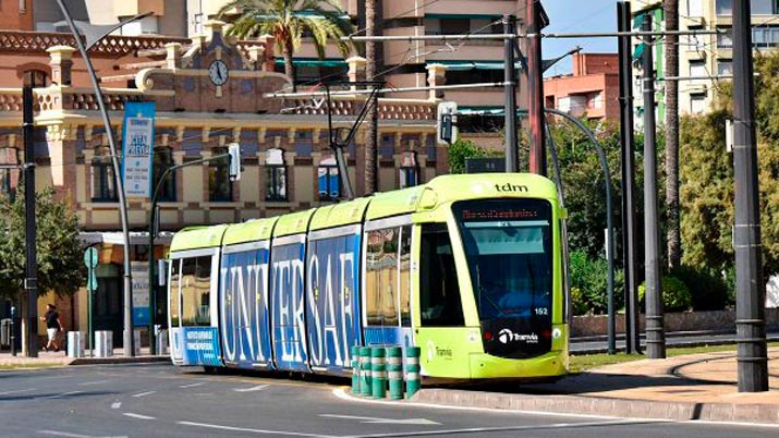 El transporte público será gratuito el 6 de diciembre por el encendido del Gran Árbol de Navidad