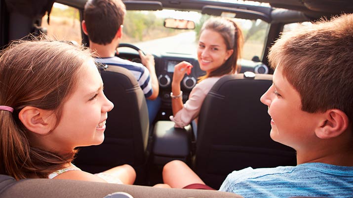 8 Juegos para viajar en coche con niños